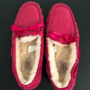 Ugg Dakota Moccasins